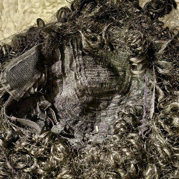 Wig - Short & Curly With Bangs - Picture 10 of 12